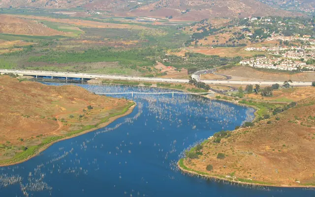 Lake Hodges passing under Interstate 15 just north of Rancho Bernardo, seen from the air